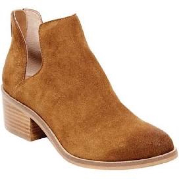 steve madden aker bootie cognac